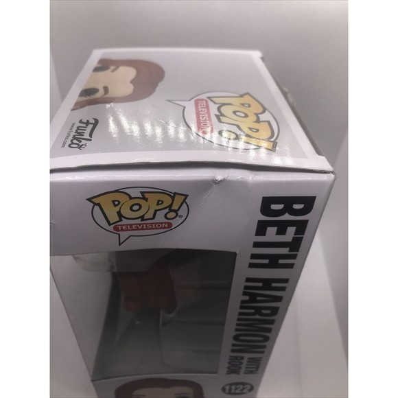Funko POP! Television -Queen's Gambit Vinyl Figure - BETH HARMON with Rook #1122 - Picture 4 of 8